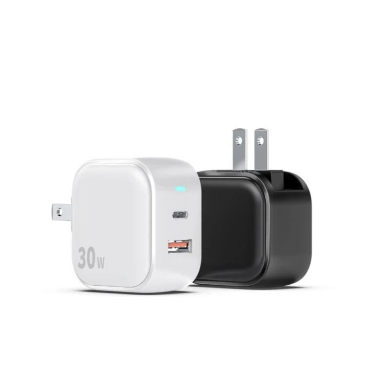 Быстрое зарядное устройство мощностью 30 Вт в день с USB-A и USB-C
